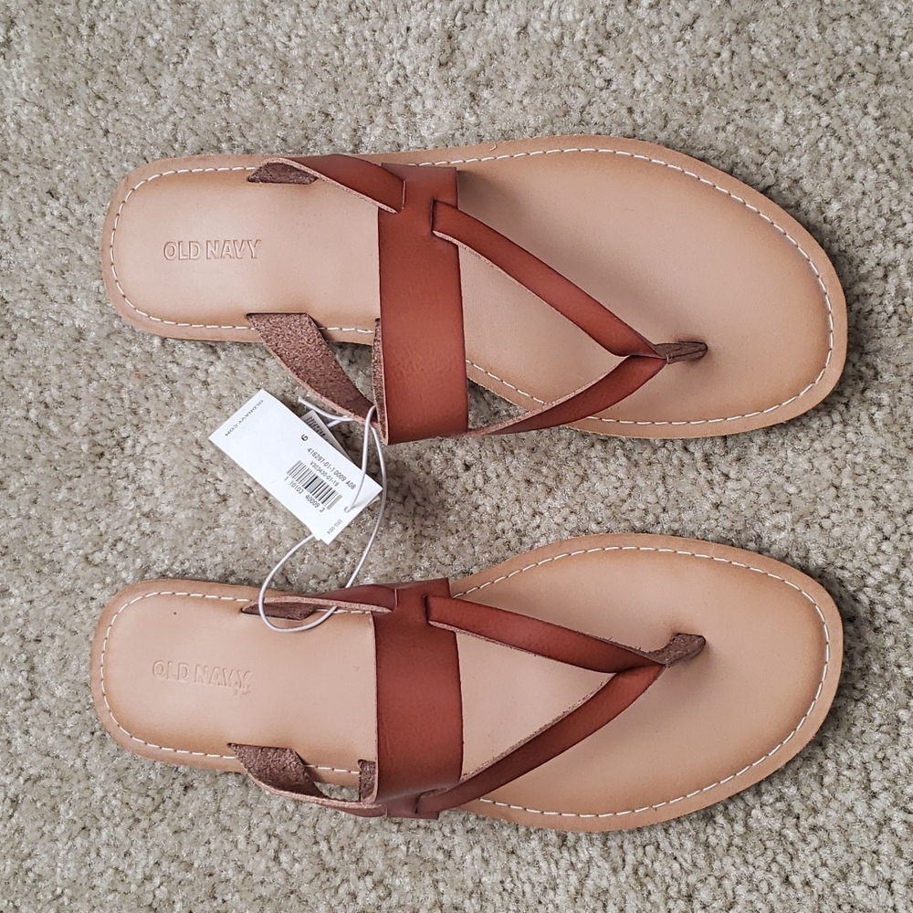 Old Navy Brand new Sandals. Size 9